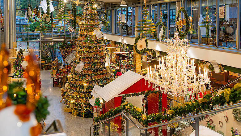 JOSKAs Weihnachtswelt bietet eine Vielzahl an stilvollen Dekorationen für die schönste Zeit im Jahr.